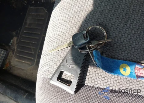 2005 Pontiac Vibe z USA, uszkodzony, nr VIN 5Y2SL63845Z471916